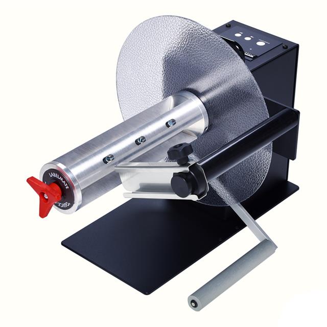 UNI-CAT-CHUCK-10 - UNI-CAT-CHUCK-10